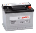 Batterie voiture Bosch S3005 12V 56Ah 480A, pièces détachées pour véhicules, vue de la batterie avec étiquettes.