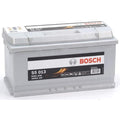 Batterie voiture Bosch S5013 12V 100Ah 830A, pièce détachée pour véhicules, vue de face avec bornes visibles.
