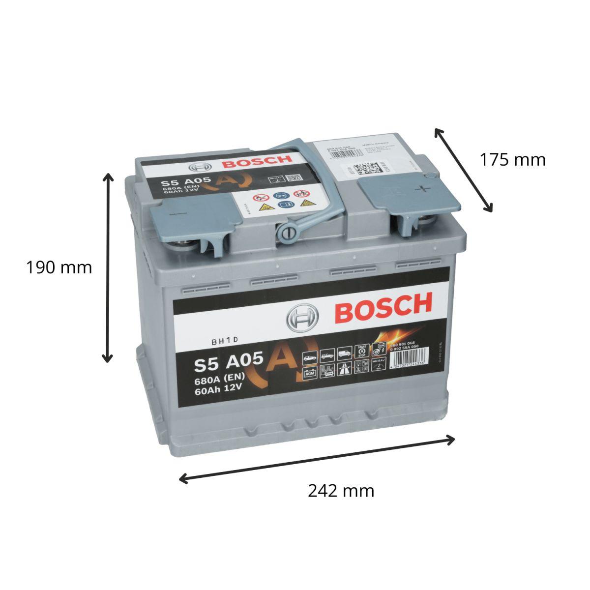 Batterie voiture Bosch S5A05 12V 60Ah 680A avec bornes, vue de face, pour pièces détachées de véhicules.